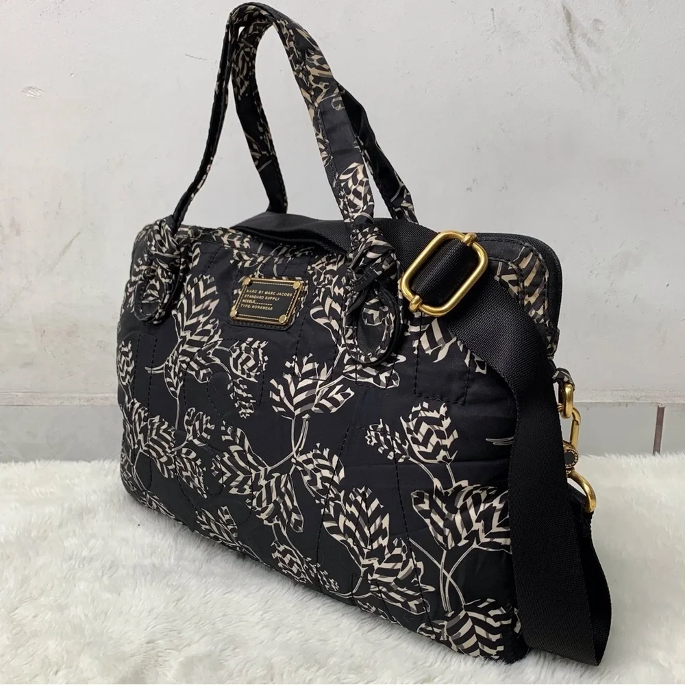 Marc by Marc Jacobs Women's Laptop Black/Cream Floral Messenger Bag